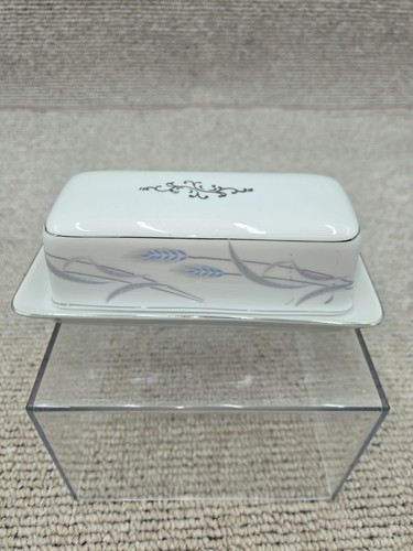 Valmont China Royal Wheat Japan Covered Butter Dish Platinum Trim - Picture 3 of 7