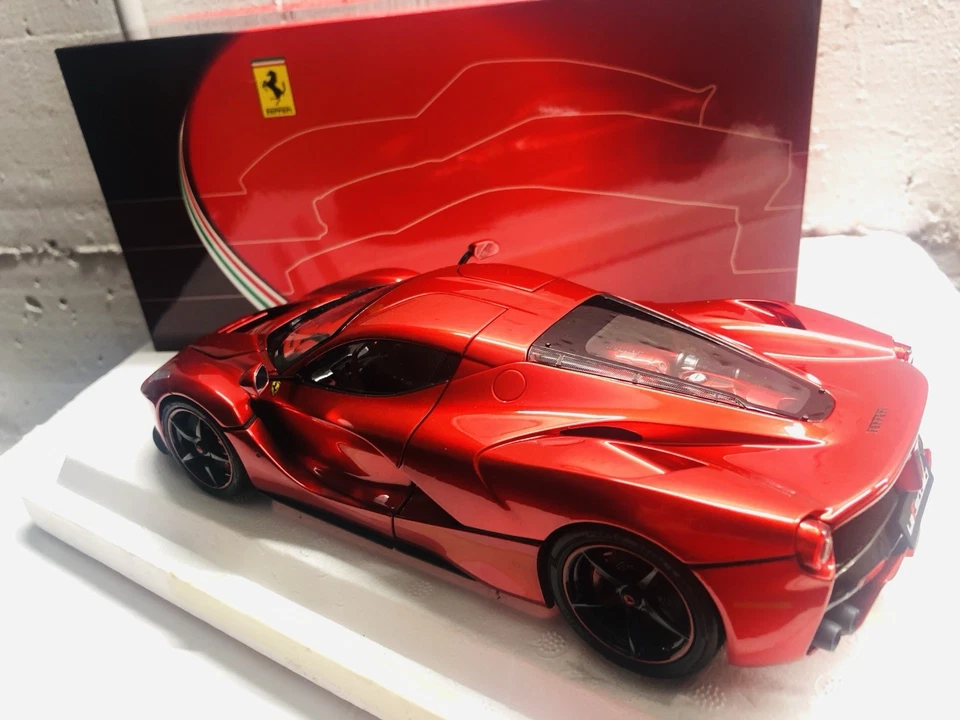Ferrari LaFerrari One Off Special for Hamilton BBR 1/18 - Immagine 3 di 4