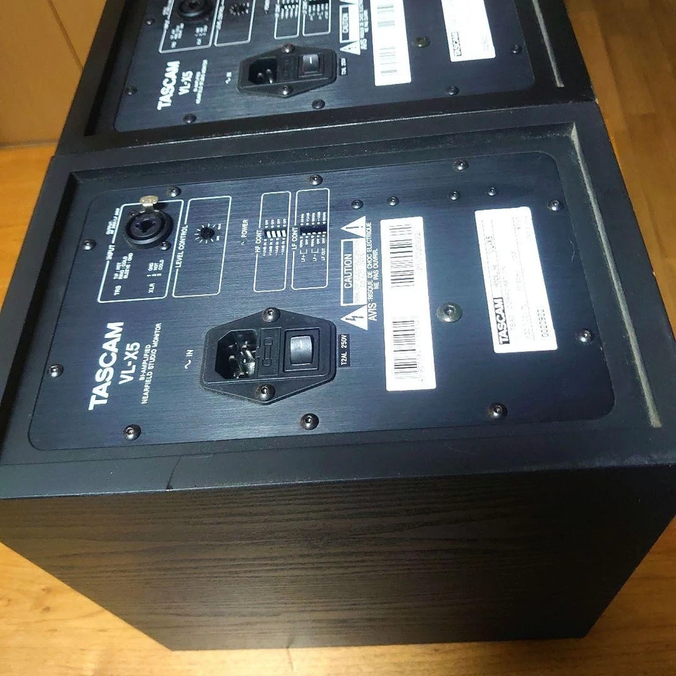 TASCAM VL-X5 BI-AMPLIFIER NEARFIELD STUDIO MONITOR Pair TEAC Professional - Image 4 of 4