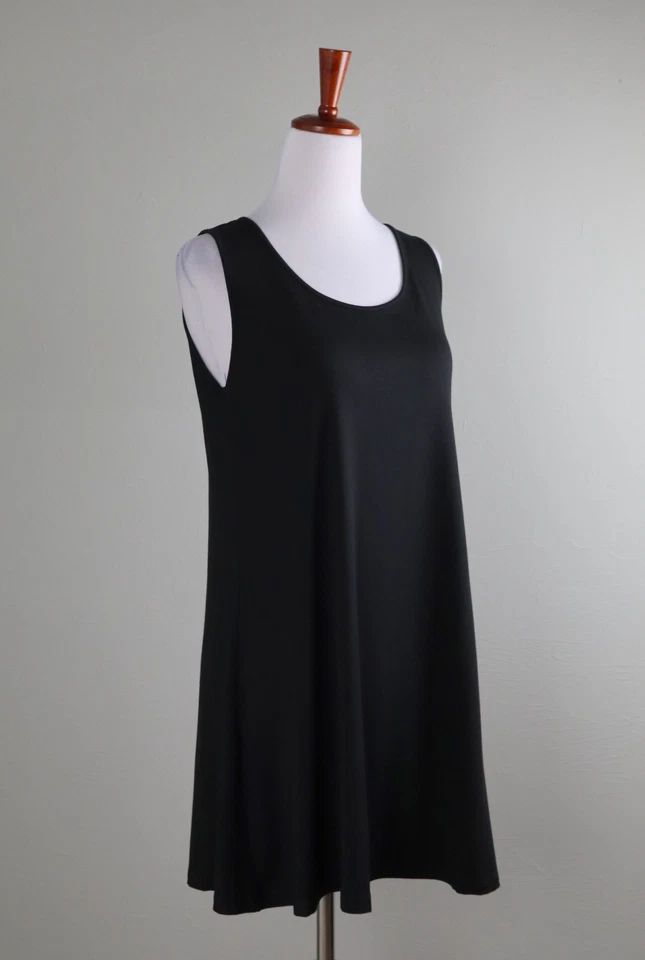 Camiseta sin mangas cómoda EE. UU. NUEVA CON ETIQUETAS $109 súper suave negra sólida esencial talla pequeña Foto 2 de 4