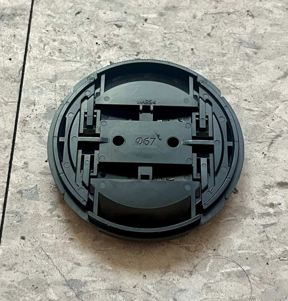Fujifilm FUJI 67mm Front Lens Cap - Image 2 of 2