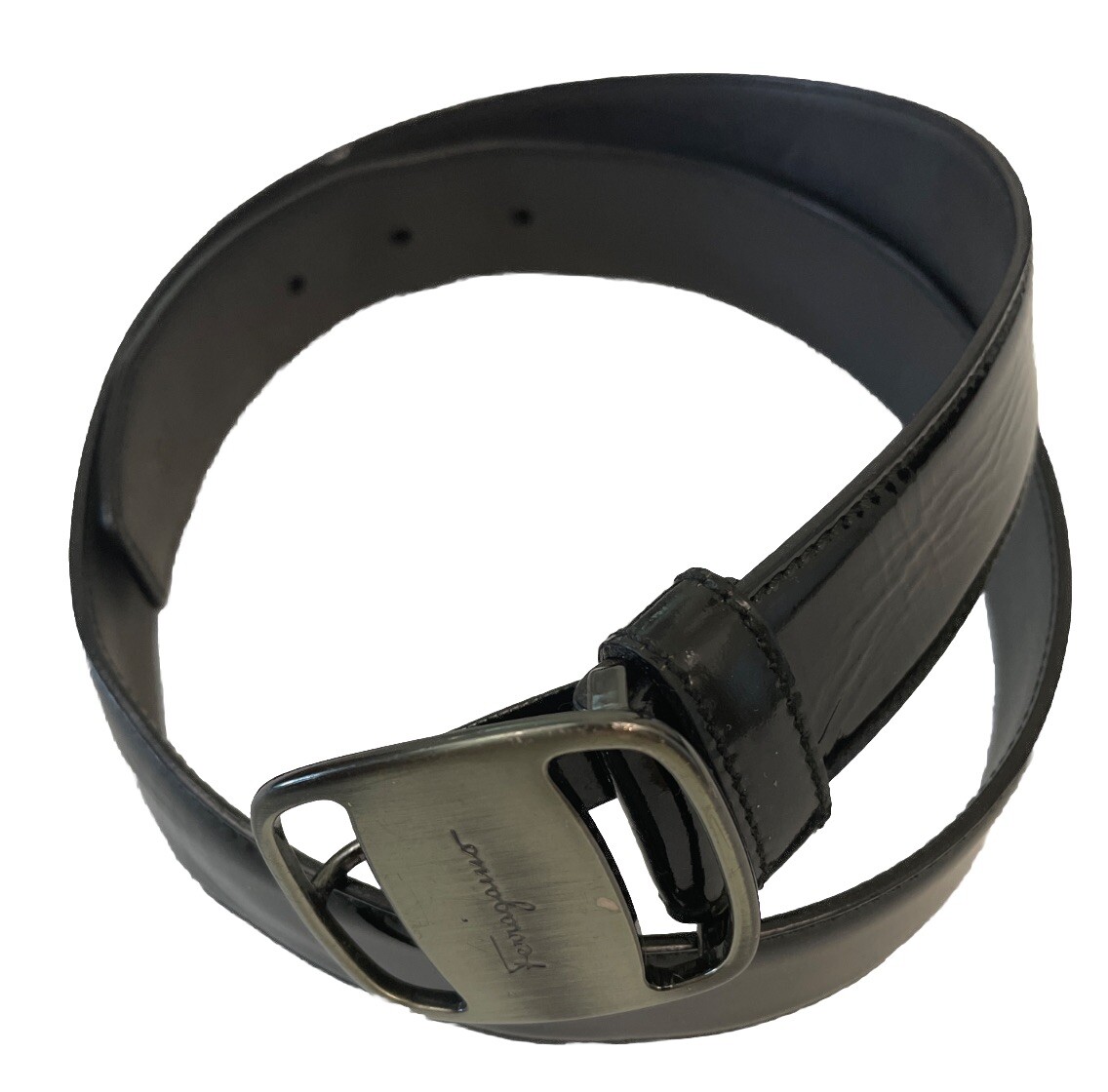 Salvatore Ferragamo Women´s Vara Buckle Patent Leather Belt  display picture 3