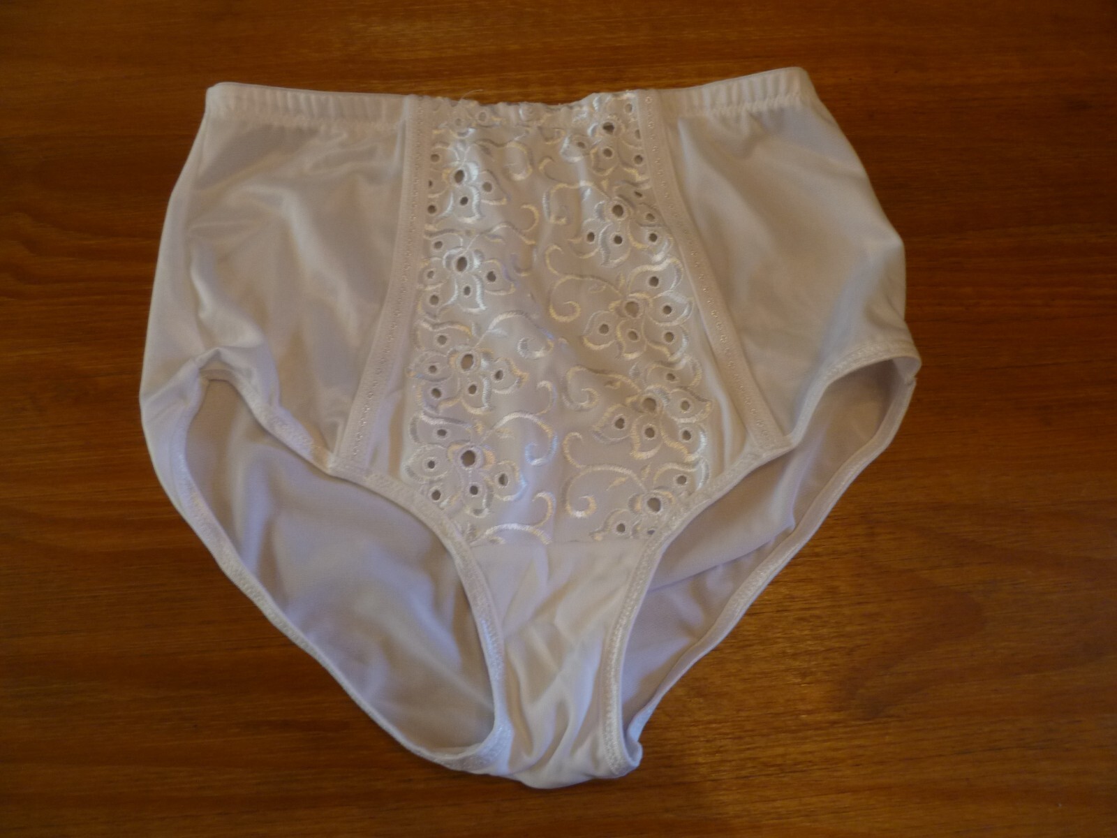 VINTAGE STYLE JD WILLIAMS PRETTY SECRETS WHITE SHAPER KNICKERS eBay