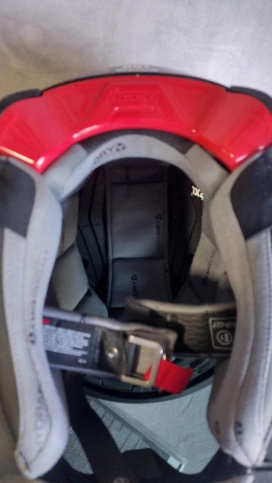 Icon Airflite 2xl 带超透明面罩 — 第 4/4 张图片