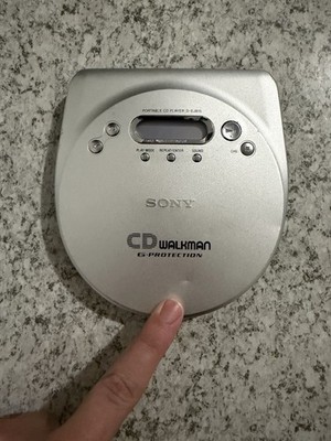 Sony CD Walkman Bundle D-EJ815 Tested Working Damaged READ DESC