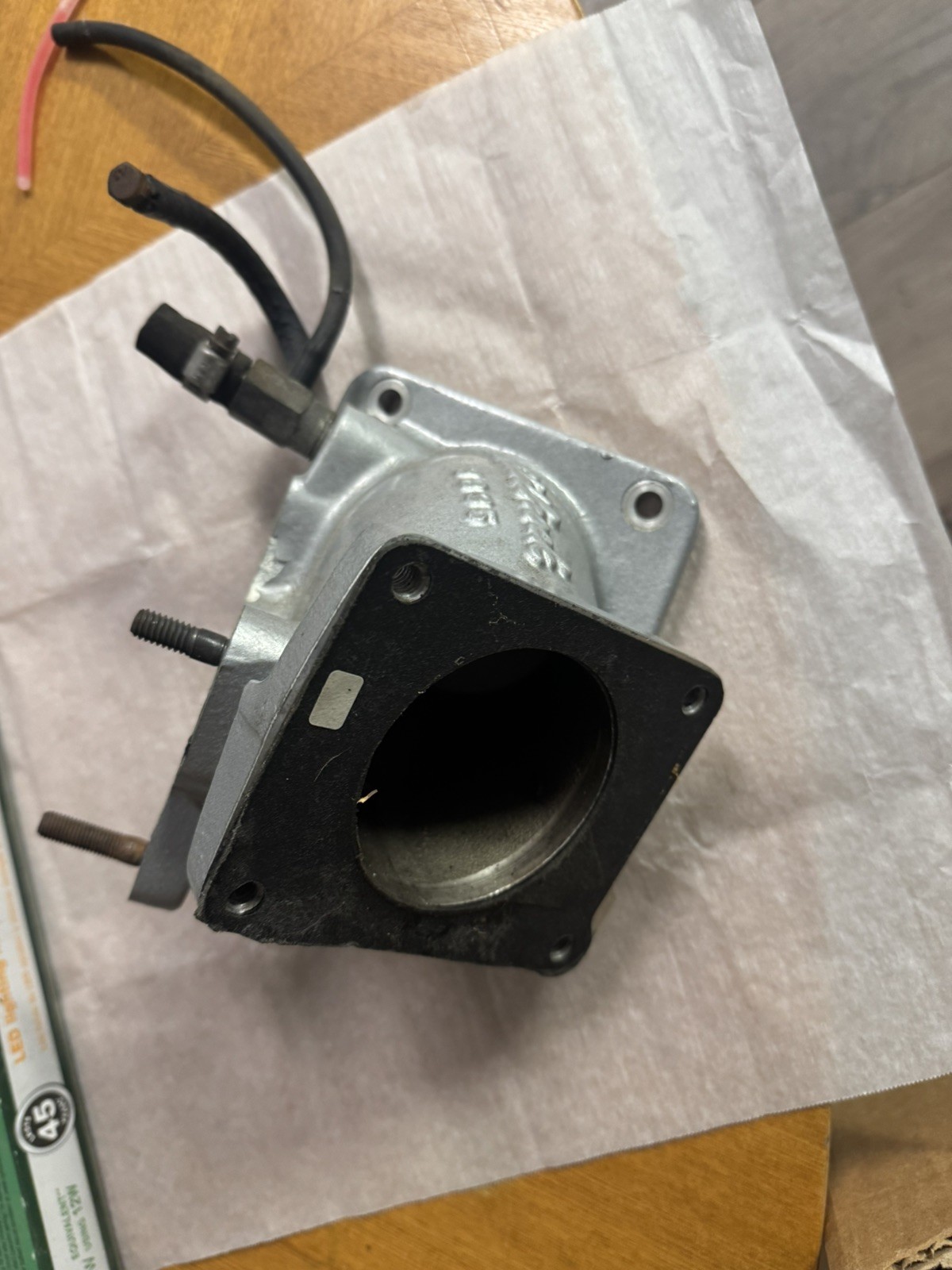 EDELBROCK INTAKE ELBO 94 95 MUSTANG 3835 FORD GT 302 GT40 5.0 SVO