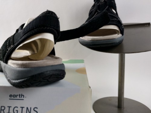EARTH ORIGINS SPORT SANDLE Black Suede W Fabric W 8.5 Adjustable Back Nib - Picture 6 of 21