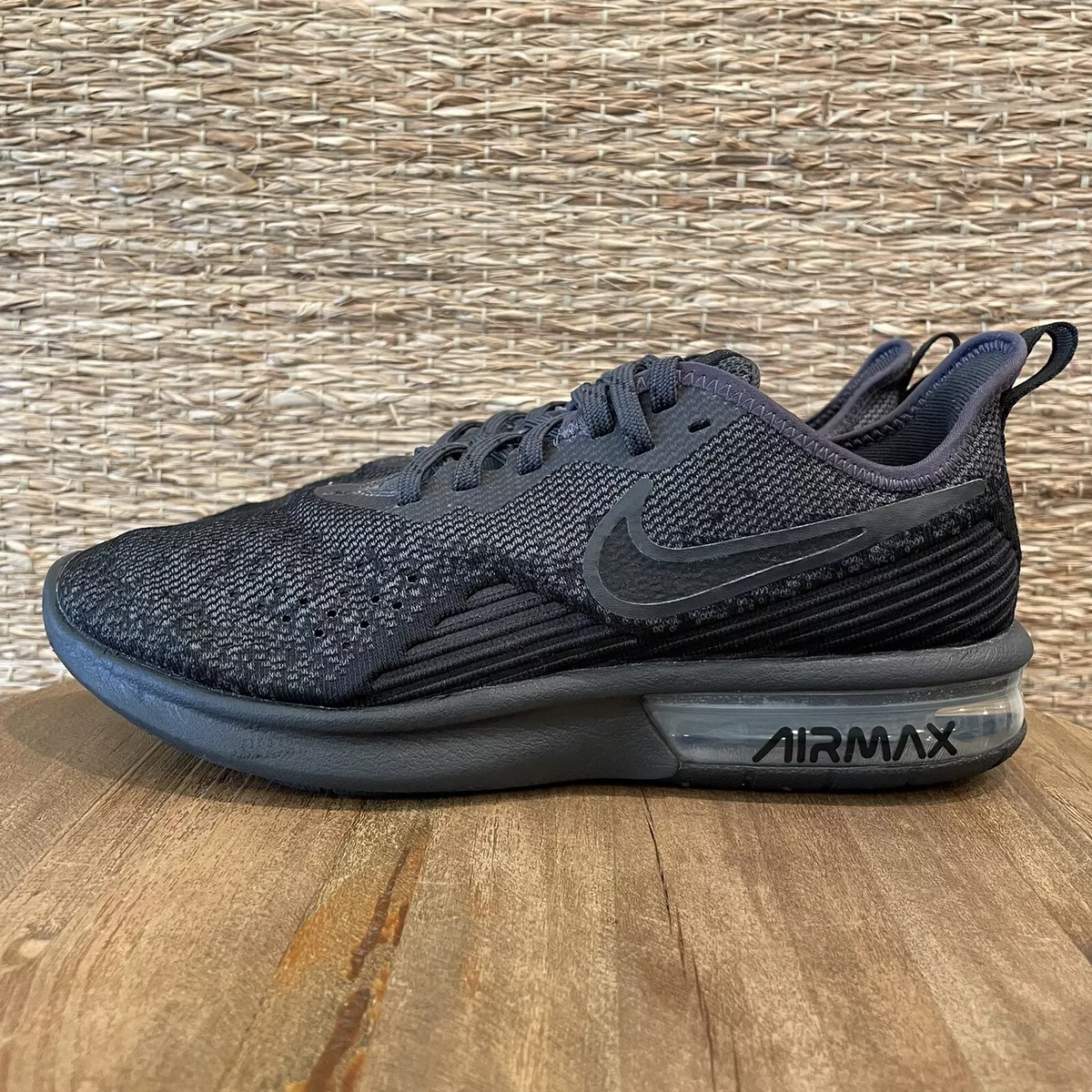 Nike air deals sequent black