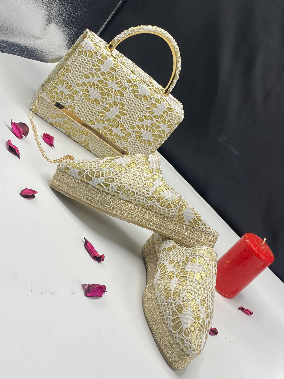 PANTOFOLA D’ORO borsa e pantofole babouche marocchine fatte a mano tradizionali berbere da donna