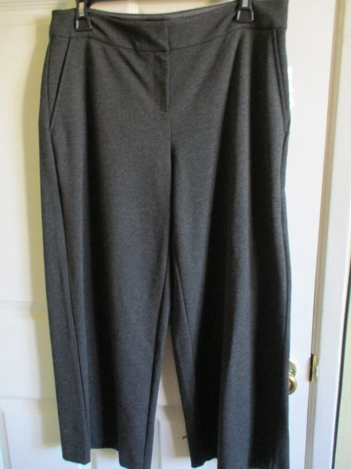 Pantalones cortos anchos tejidos viscosa talla S Eileen Fisher CHAR NUEVOS CON ETIQUETAS