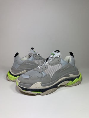 Baskets triple s en toile Balenciaga Argenté taille 37 EU en