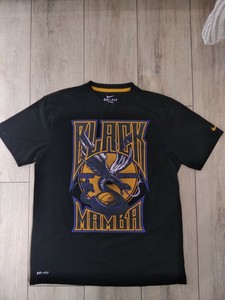 kobe bryant mamba shirt nike