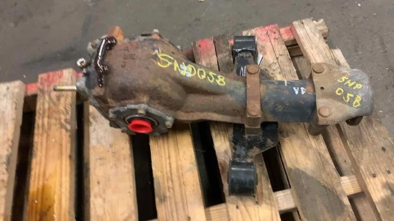 2005-2009 Subaru Legacy Rear Differential Carrier Assembly 2.2L OEM - Image 3 of 4