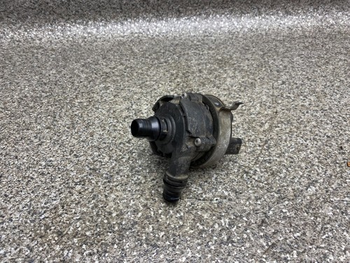 Zusatzwasserpumpe 9147359 A0005001486 143Tkm BMW 1er F20 120i 18.1989.036