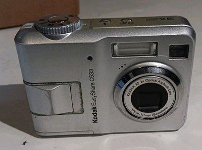 Kodak EasyShare C533 5MP Digital Camera Silver  For Parts Only Does not power up