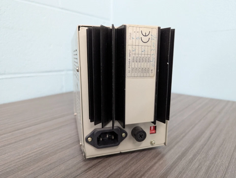 EXTECH 382200 DC POWER SUPPLY - power cord not included - Image 3 of 4