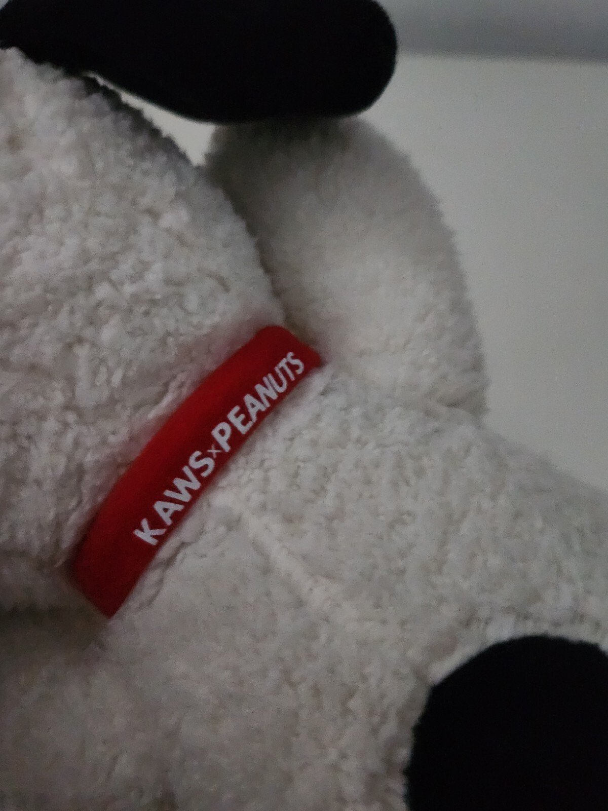 KAWS x UNIQLO x Peanuts Snoopy Plush Toy (SMALL) S from 2017 dog New White thumbnail 2