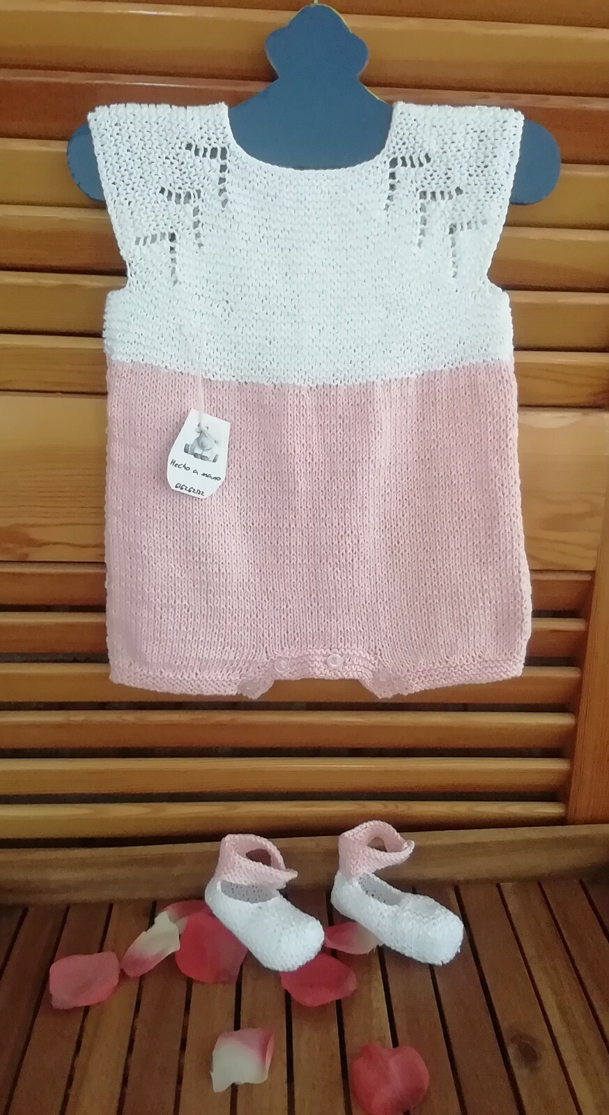 Conjunto de punto de Ranita y zapatos bebé