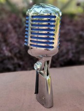Vintage Retro Dynamic Microphone Classic Metal Grill Mic for Studio Stage