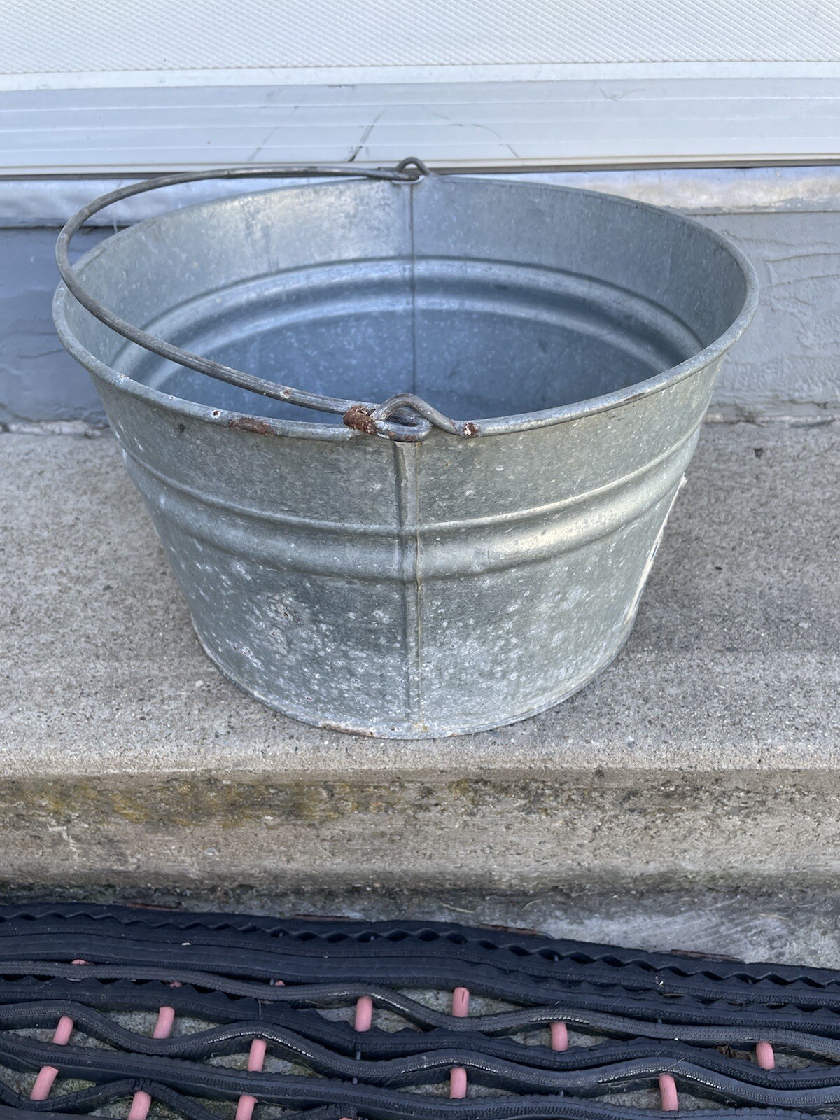 VINTAGE DURAWARE GALVANIZED METAL BUSHEL BASKET PAIL TUB 4 eBay