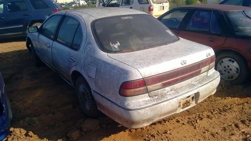 Passenger Right Lower Control Arm Front Base Fits 96-99 INFINITI I30 211612 - Image 4 of 4