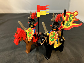 LEGO Castle: Dragon Knights: Dark Dragon's Den (Set 6076) - 99% COMPLETE