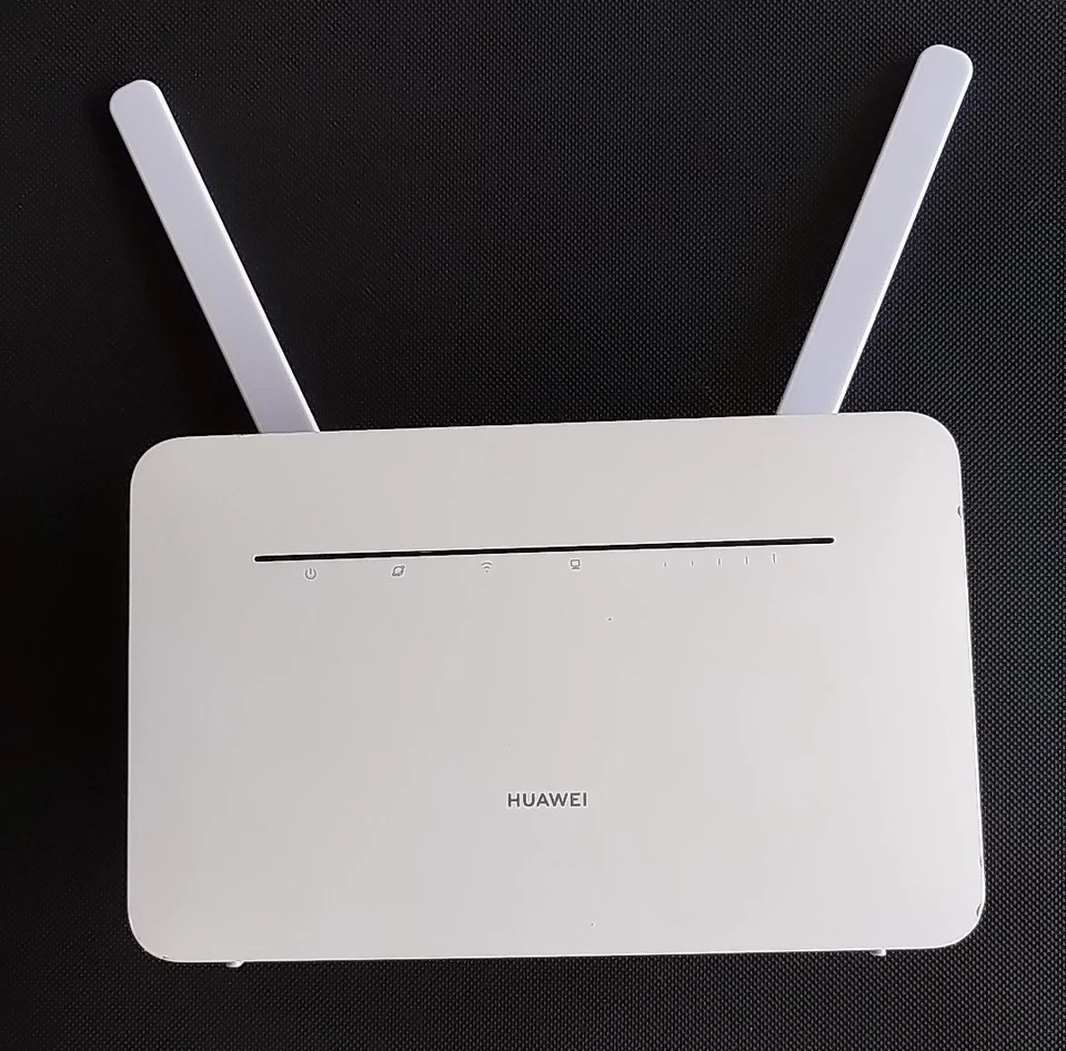 Huawei B535-232 Cat 7 Router 4G+ Modem LTE 300Mbps WiFi AC1200 - Perfetto ! - Immagine 3 di 4