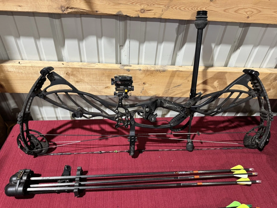 Hoyt Defiant - Image 2 of 4
