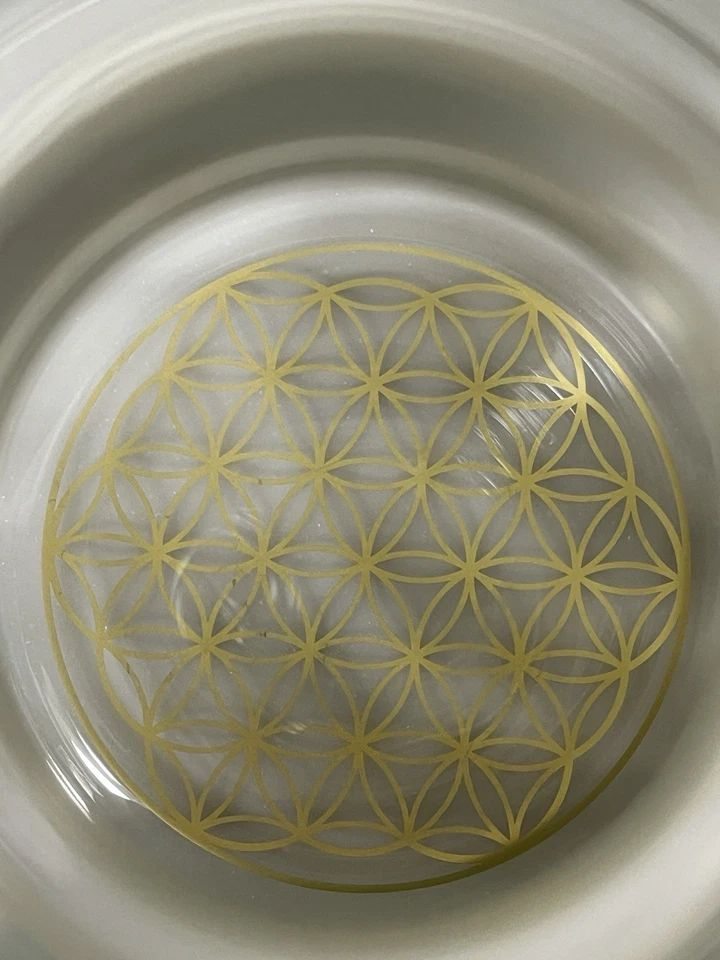 Hexagon Energy Glassware 24K Gold Carafe 44oz Power of Form MCM Style Decanter - Image 3 of 4