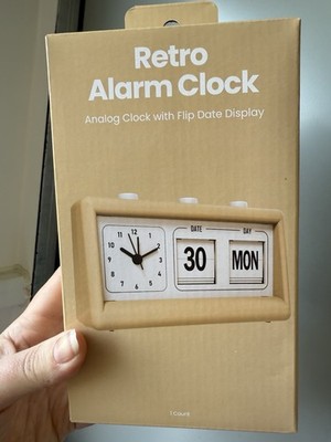NIB Retro Yellow Alarm Clock w/ Flip Date Display 💛 Analog Desk