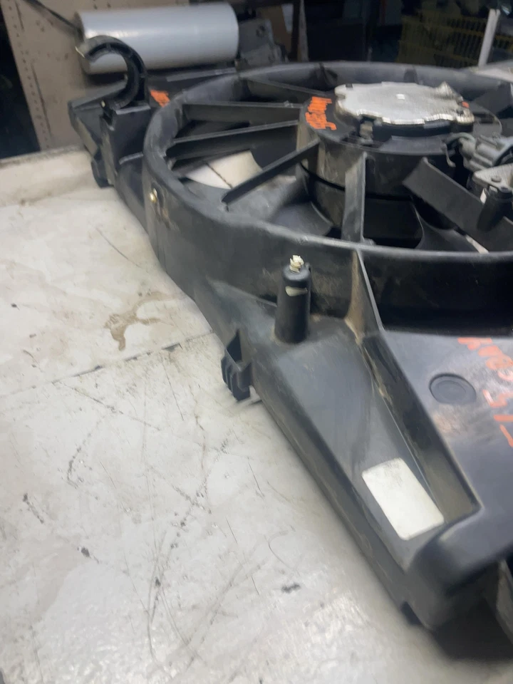 2008-2009 MERCURY SABLE LINCOLN MKS 2009-2012 Electric Cooling Motor 3.7L OEM - Image 2 of 4