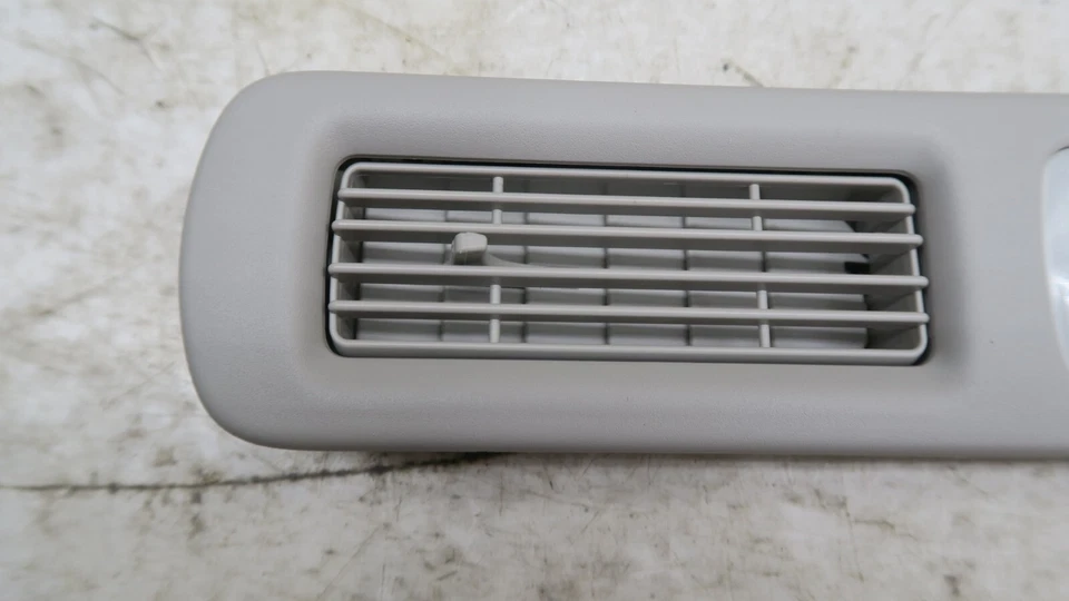 Левый задний купольный фонарь 3-го ряда для Nissan Quest 2011-2017 годов выпуска 279431JA0A от оригинального производителя - Изображение 3 из 4