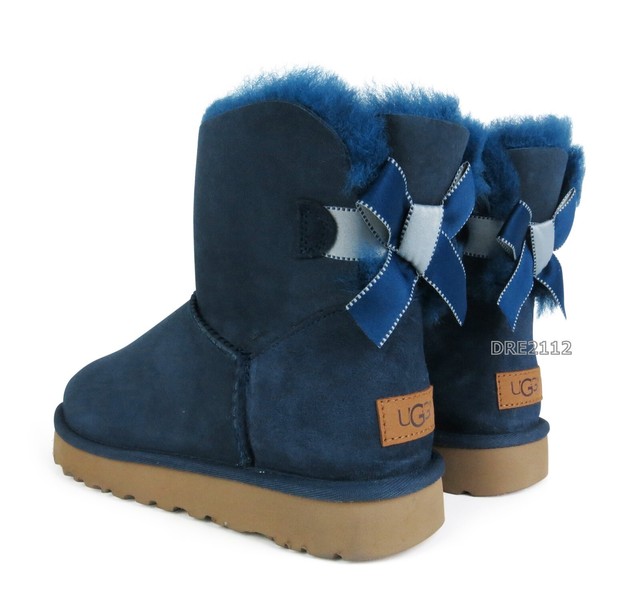 blue fur boots