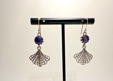 CASUAL STERLING SILVER  CLOUDY DARK BLUE SAPPHIRE DANGLE EARRINGS I32
