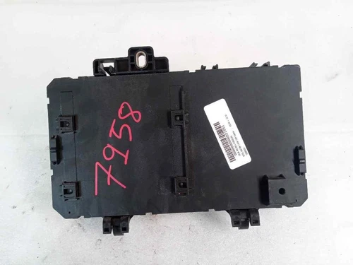 13220831 Porta Fusibili per OPEL ASTRA H TWIN TOP Cosmo 2006 521553 - Foto 3 di 8