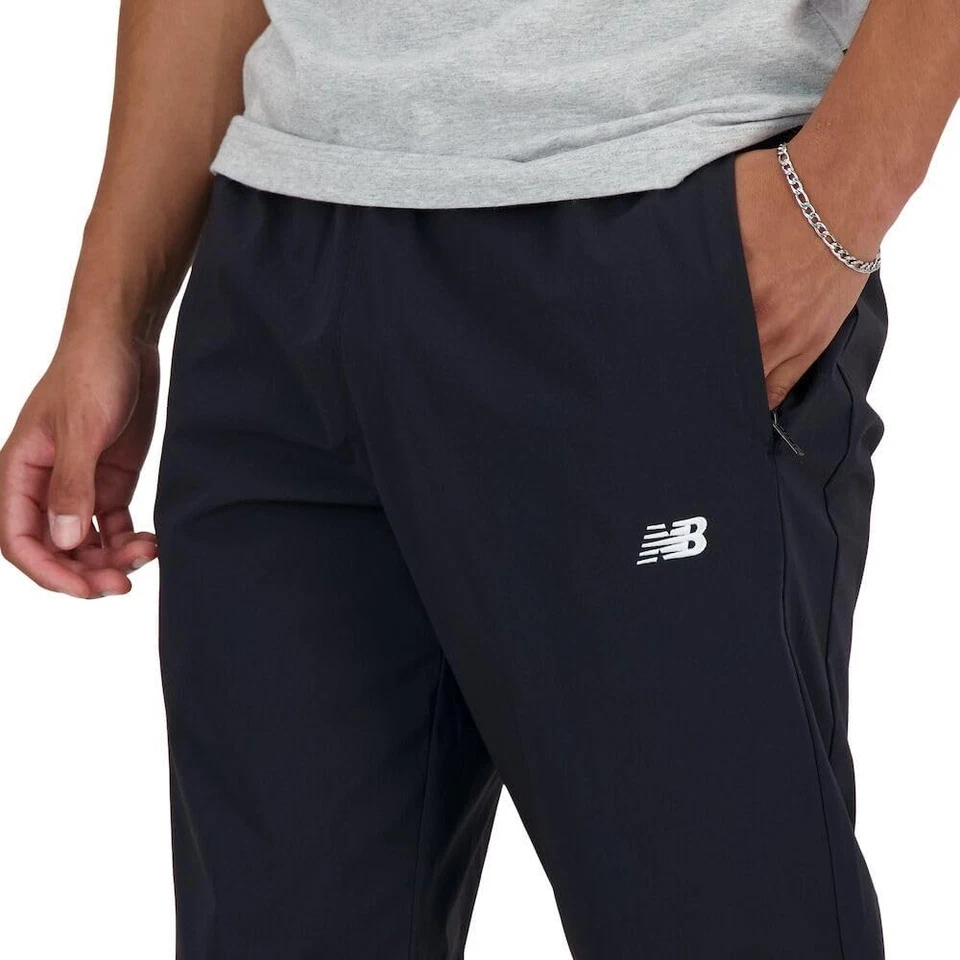 New Balance Men's Athletics Stretch Woven Jogger Medium, Black  - Image 4 of 4