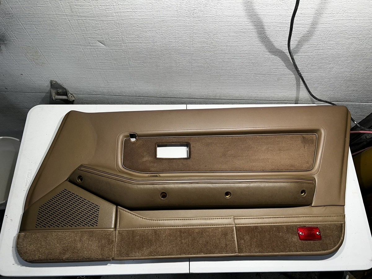 8/27 a.ページ 1987-1989 Nissan 300ZX Z31 2+2 Passenger Right Front Door