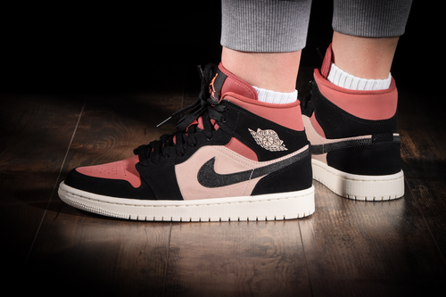Air Jordan 1 Mid UK 4.5 'Canyon Rust 