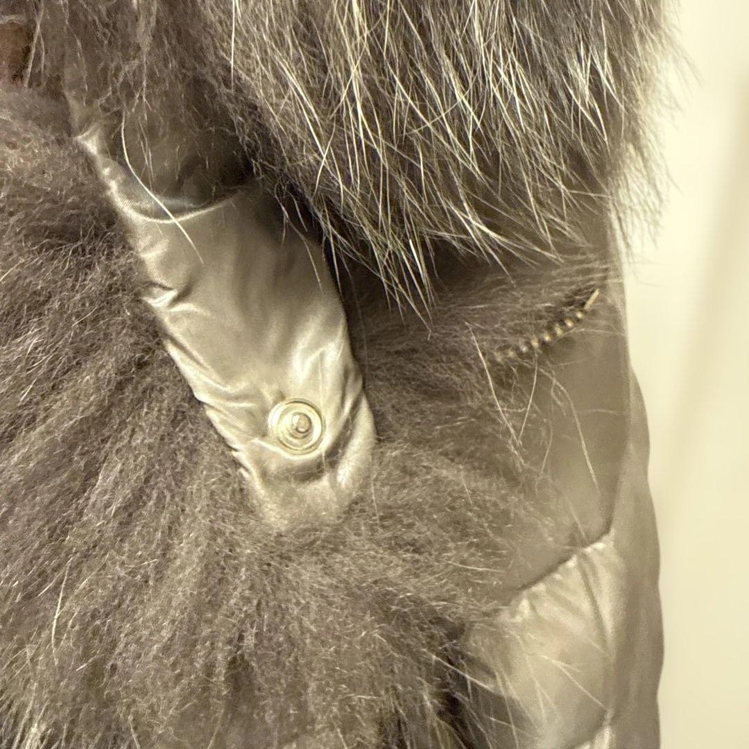 Herno Silver Down Jacket with Removable Fur, Ligh… - image 10