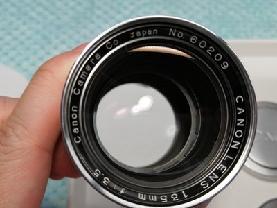 Canon 135mm F/3.5 Telephoto Lens L39 LTM Leica screw mount [Near