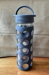 Lifefactory Glass Water Bottle Gray Silicone Sleeve 16 oz