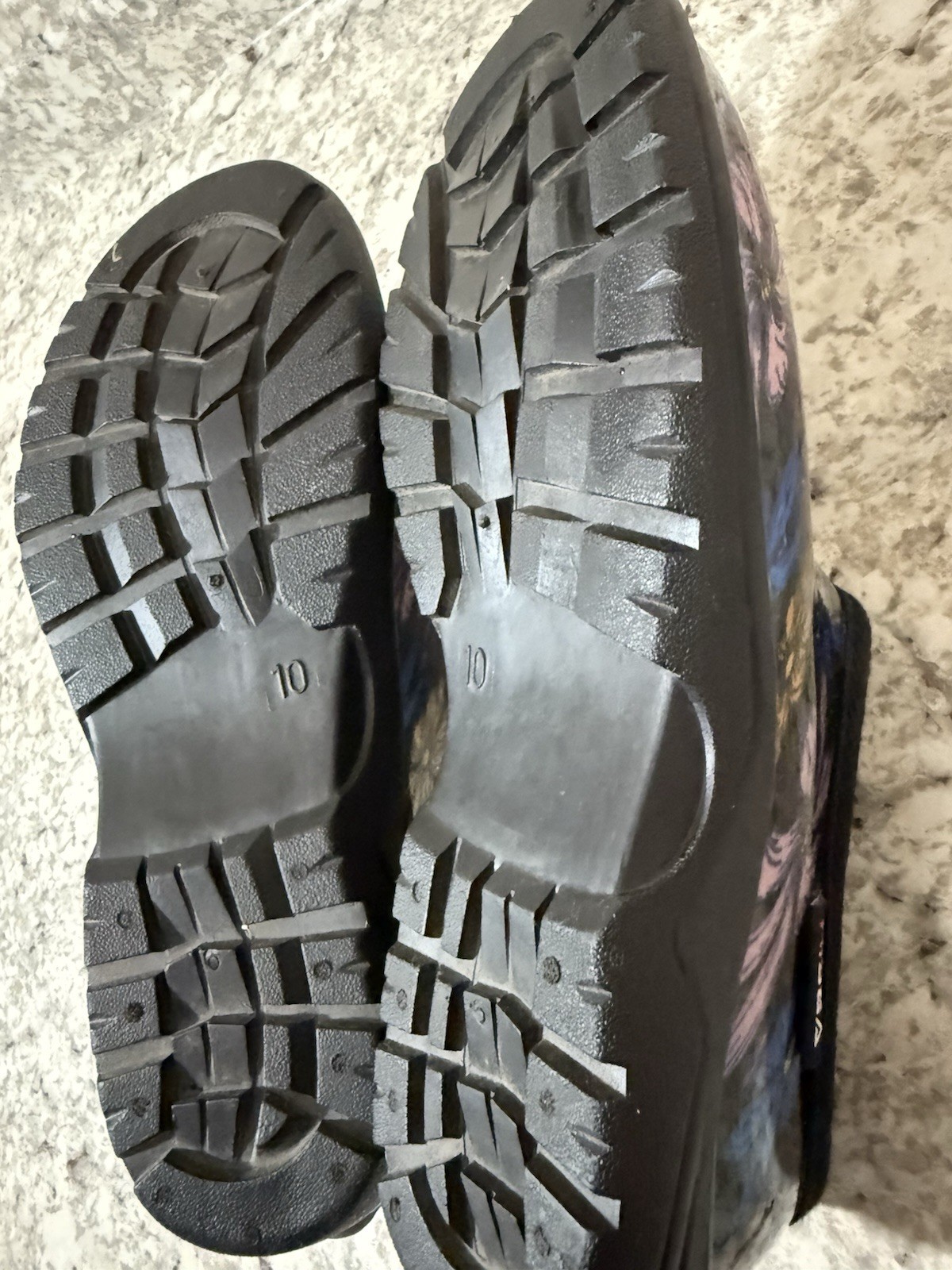 NEW Hisea Women's Garden Rain Shoe Waterproof Outdoor Slip-On Blk/Floral Size 10