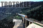 35mm Slide CP Portugal Railways Diesel Loco 1942 Baragem de Fratel 2002 Orig