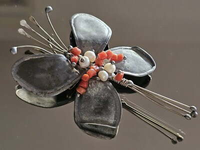 HANDMADE VINTAGE STERLING SILVER 925 CORAL & PEARLS BUTTERFLY PIN BROOCH.