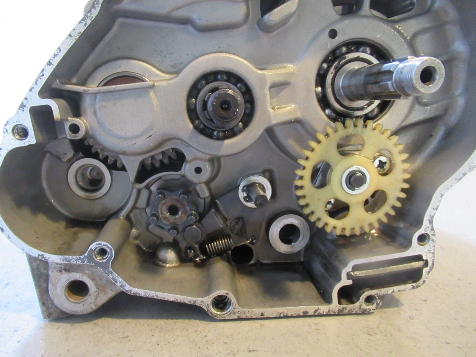 Yamaha TTR 50 Crank Case Shaft Bottom End 2013
