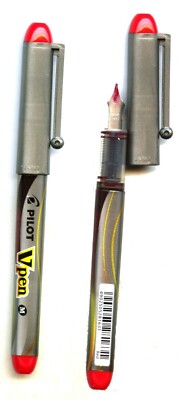 Stylo Plume Pilot Résine Rouge Et Plaqué Or - Plume Métal Moyenne, Occasion