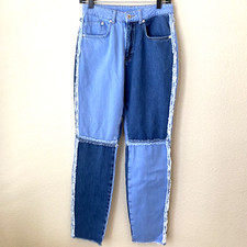 The Ragged Priest Quarter Panel Mom Jean Frayed Raw Hem Womens Denim Size 28