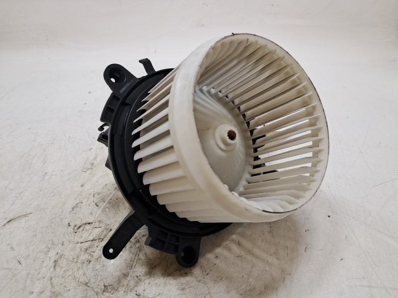 5P1330100 VENTILATEUR DE LA CABINE CITROEN C4 PICASSO II (--) 1.6 HDI 8v AUT 120