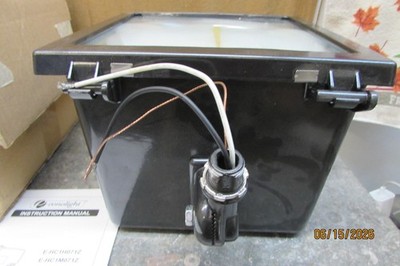 E-conolight flood light 70w MH-Bronze new open box E-HP2M071Z