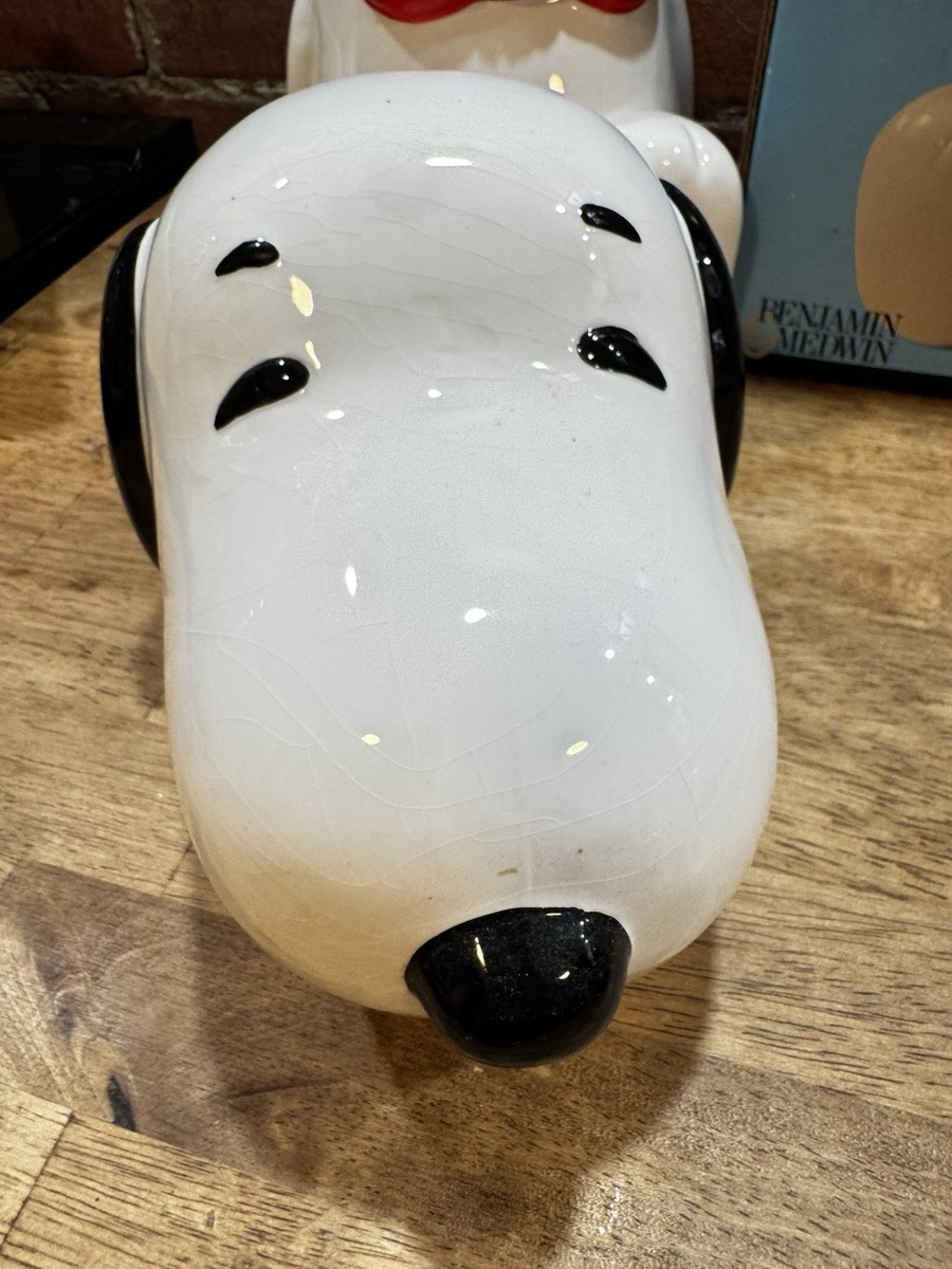 Vintage Benjamin & Medwin Ceramic Snoopy Cookie Jar Peanuts